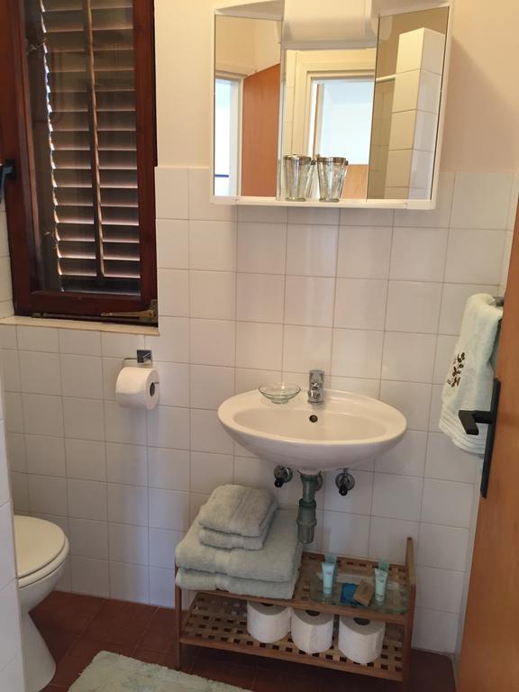 Guest House Punta Grzan Petrcane Phòng bức ảnh