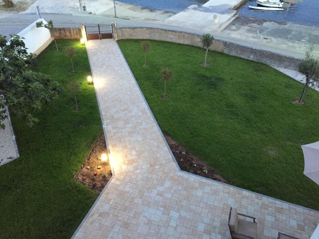 Guest House Punta Grzan Petrcane Ngoại thất bức ảnh