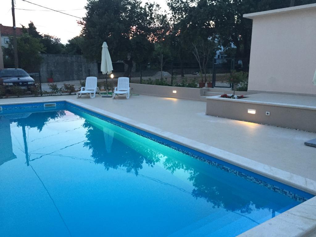Guest House Punta Grzan Petrcane Ngoại thất bức ảnh